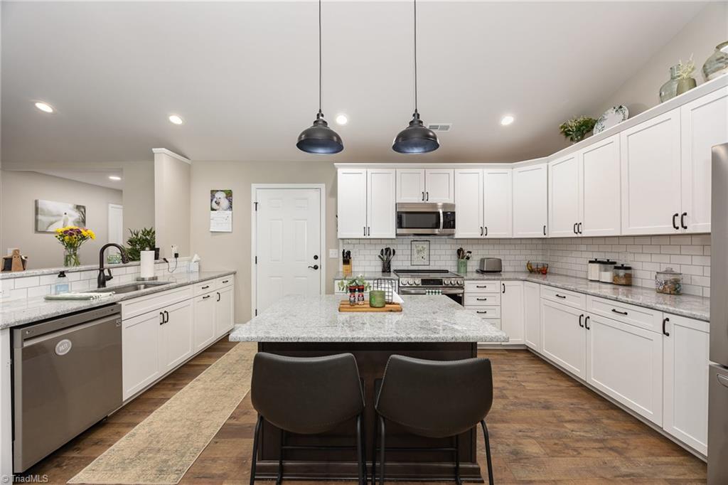 429 Winchester Drive Property Photo 13