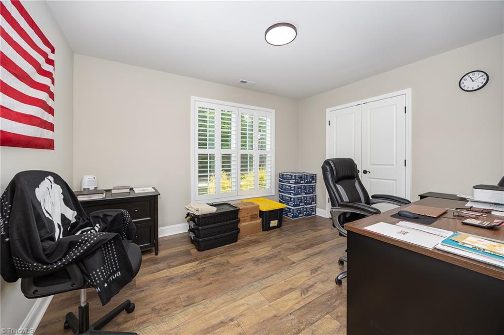 429 Winchester Drive Property Photo 15