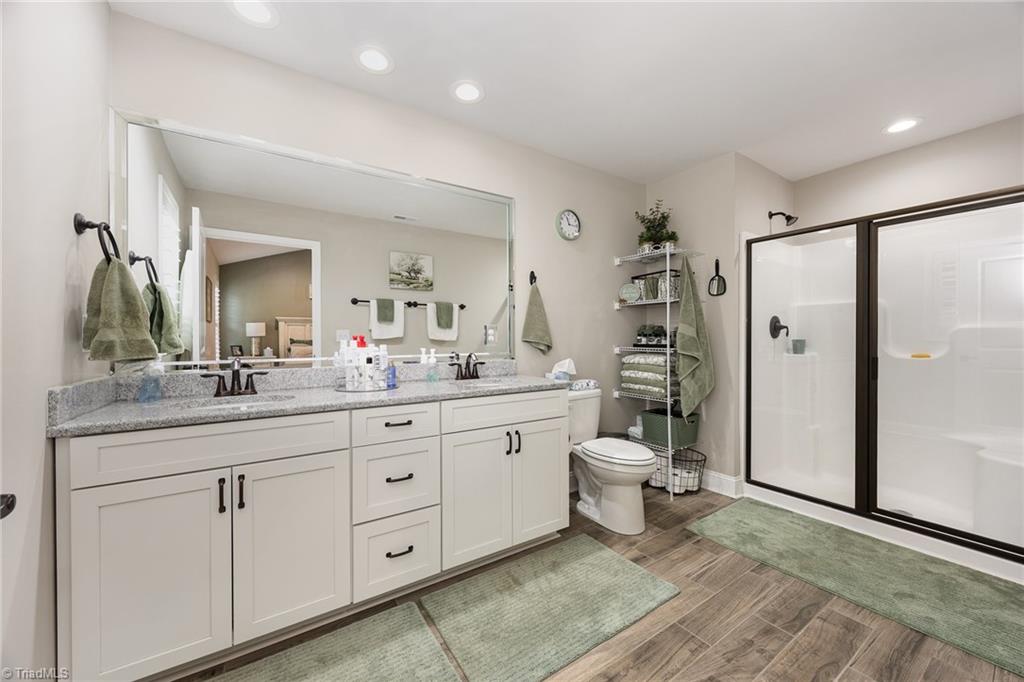 429 Winchester Drive Property Photo 19