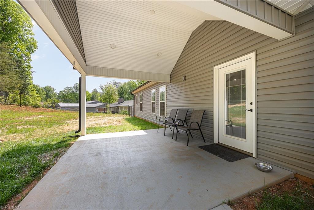 429 Winchester Drive Property Photo 25