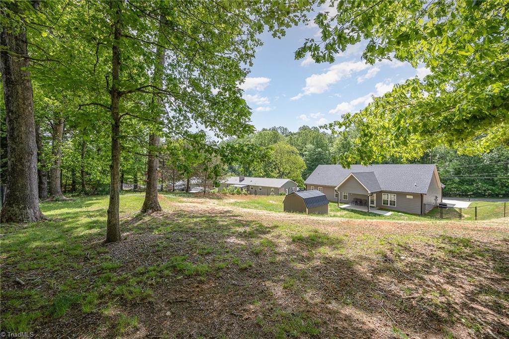 429 Winchester Drive Property Photo 29