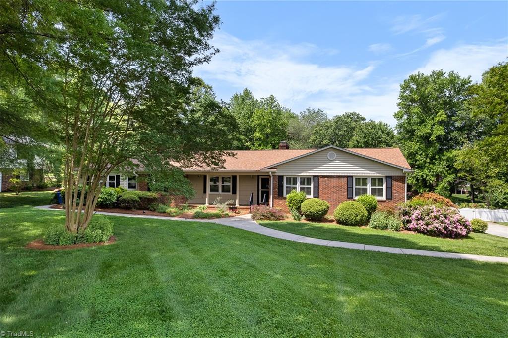 210 Cokesbury Drive Property Photo 1