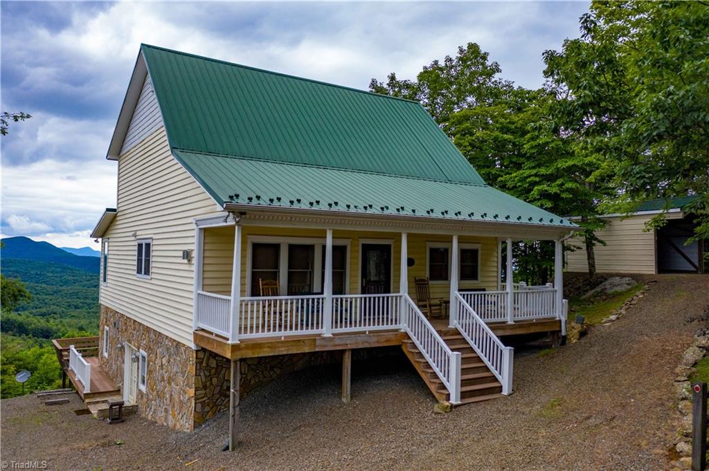 1053 Rich Hill Mountain Road Property Photo 1