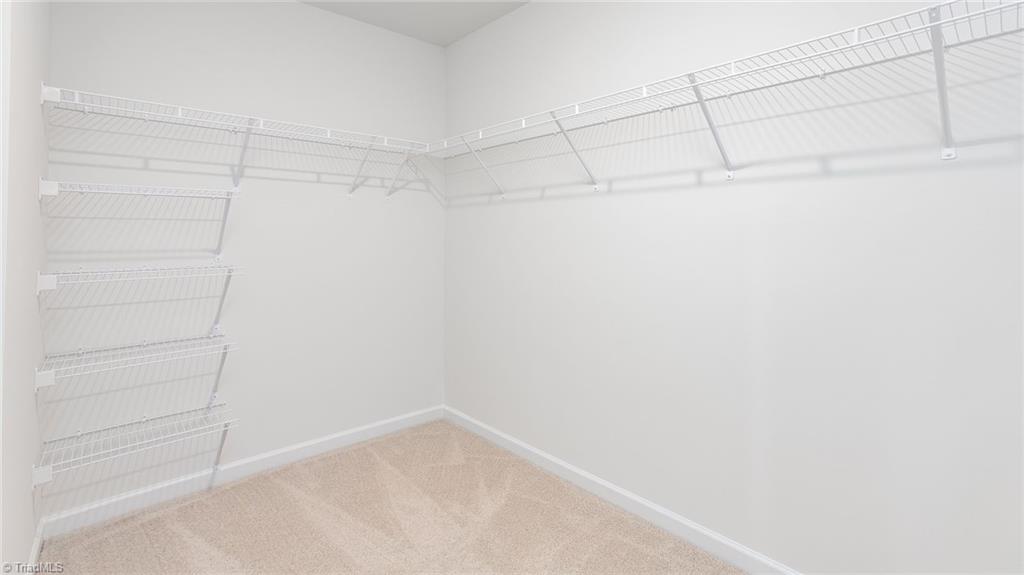 522 Lochalsh Drive Property Photo 24