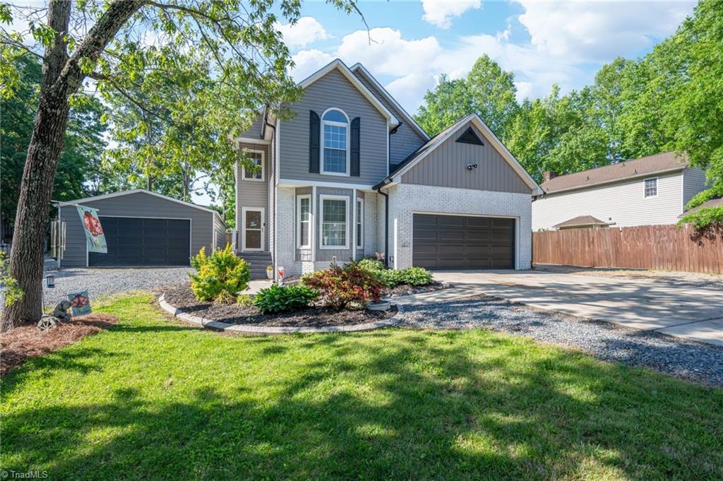 1705 Braemore Court Property Photo 1