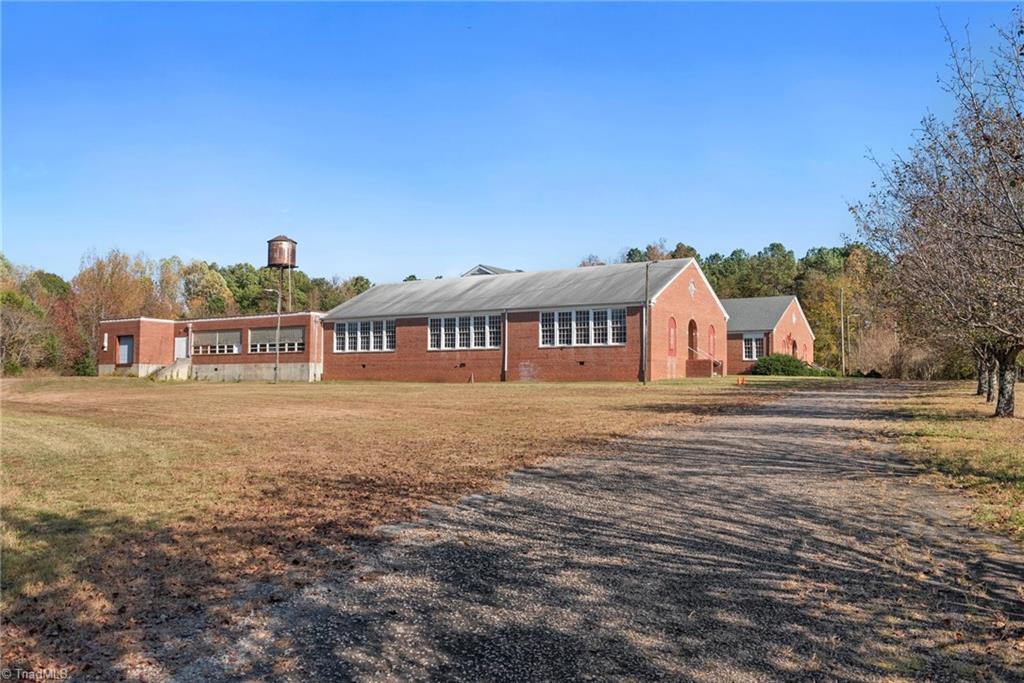 2335 Nc Highway 87 Property Photo 35