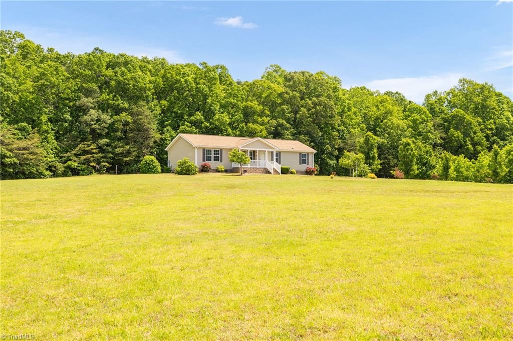 2533 Croatan Trail Property Photo 1