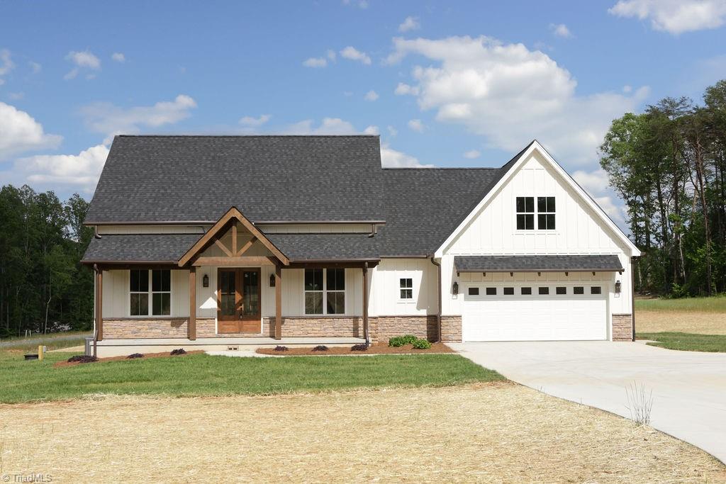 4211 Gracewood Farm Drive Property Photo 1