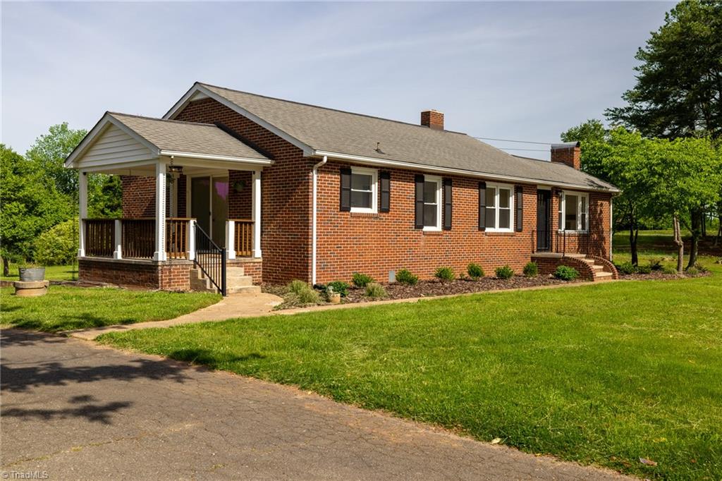 310 Sedge Garden Road Property Photo 1