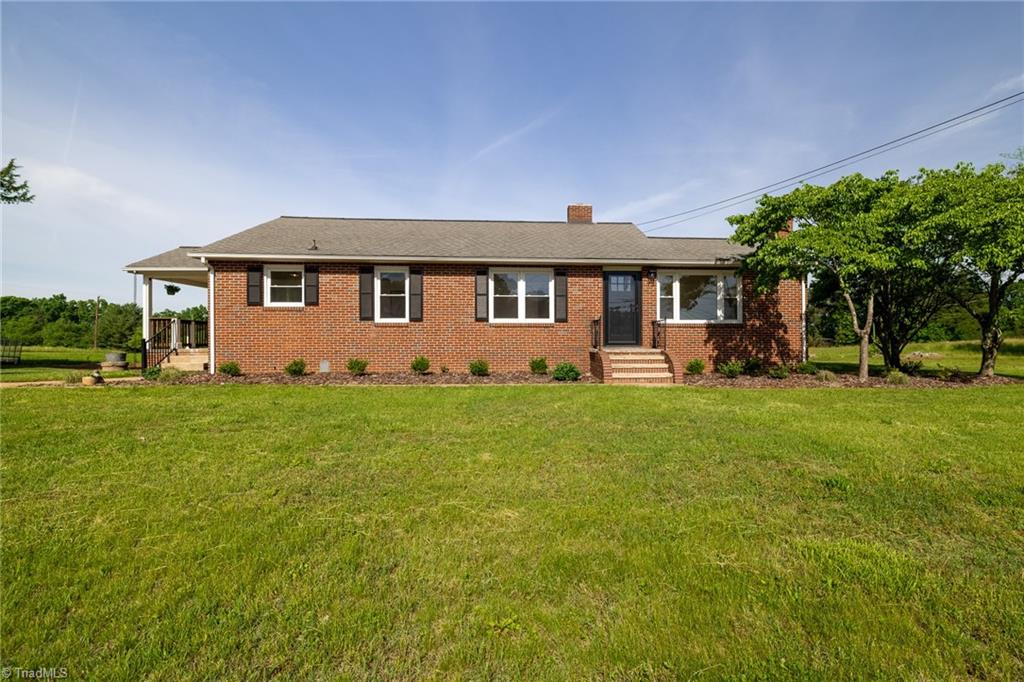 310 Sedge Garden Road Property Photo 2