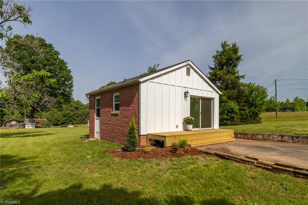 310 Sedge Garden Road Property Photo 8