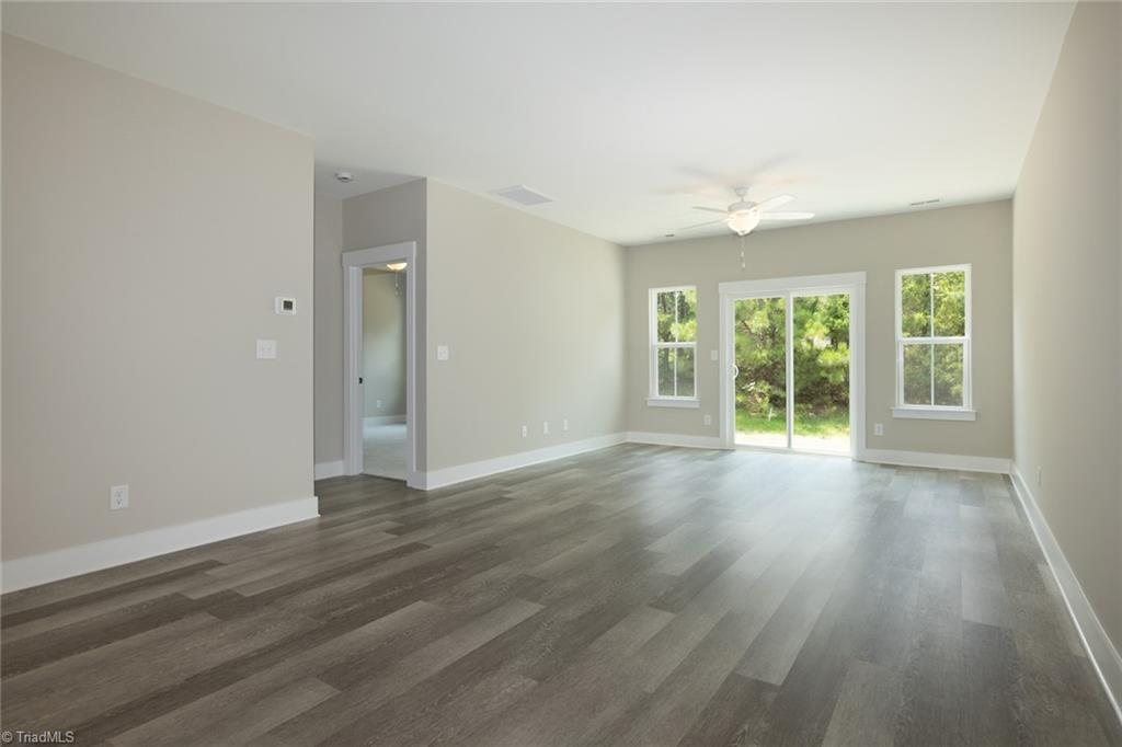 1737 Old Fields Boulevard Property Photo 10