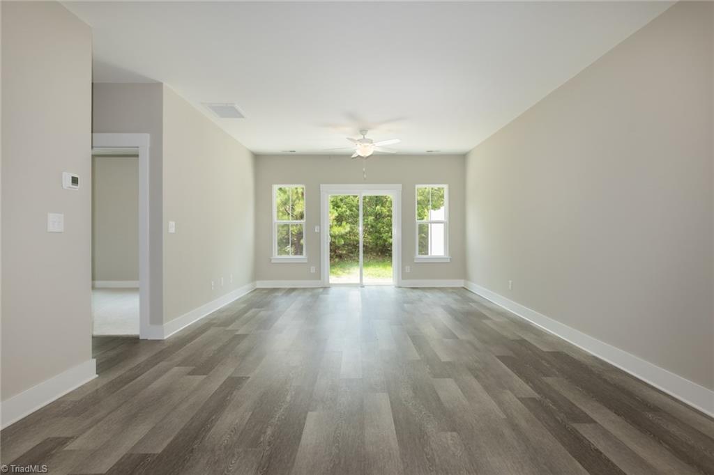 1737 Old Fields Boulevard Property Photo 11