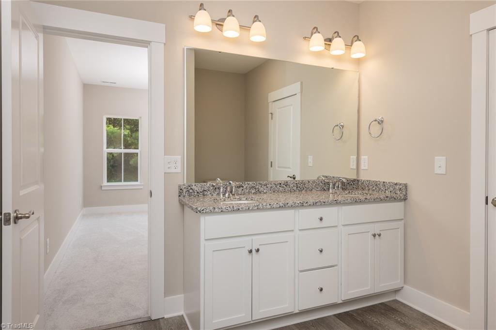 1737 Old Fields Boulevard Property Photo 23