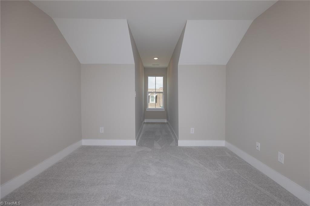 1737 Old Fields Boulevard Property Photo 27