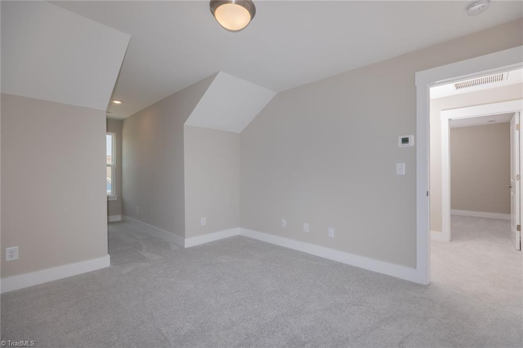 1737 Old Fields Boulevard Property Photo 28