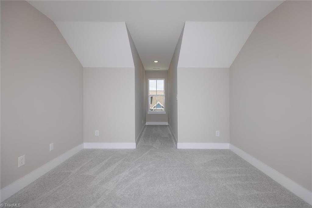 1737 Old Fields Boulevard Property Photo 31