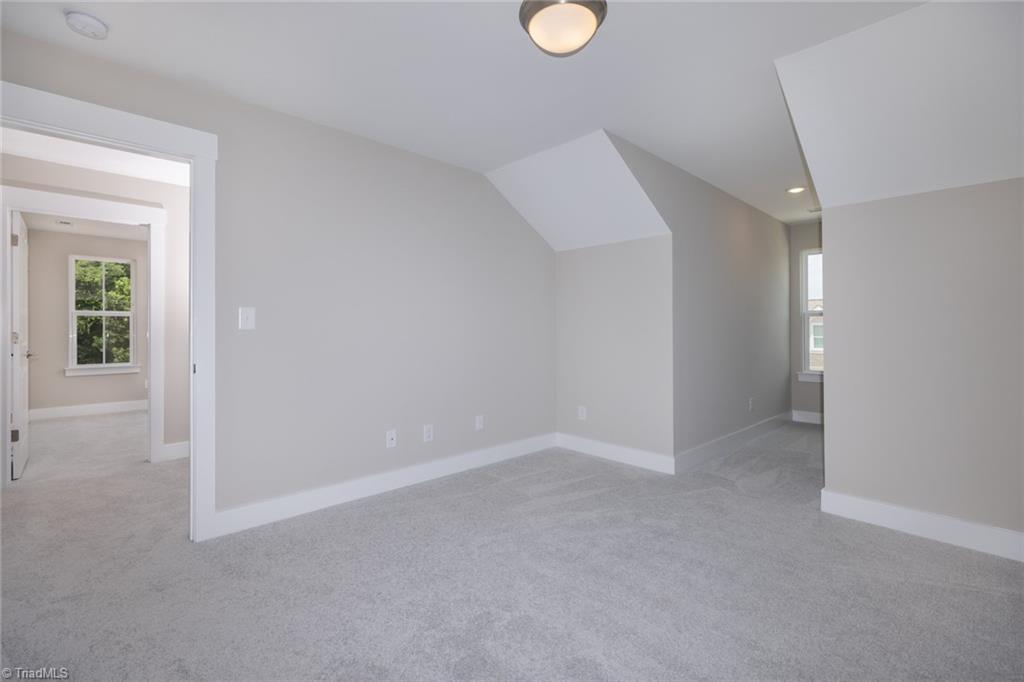 1737 Old Fields Boulevard Property Photo 32