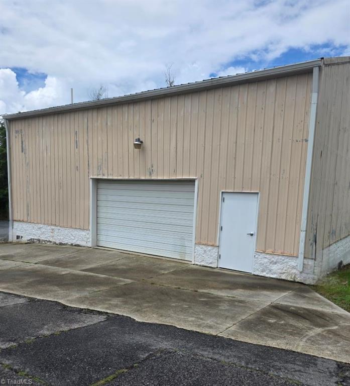 112 Morgan Road Property Photo 1