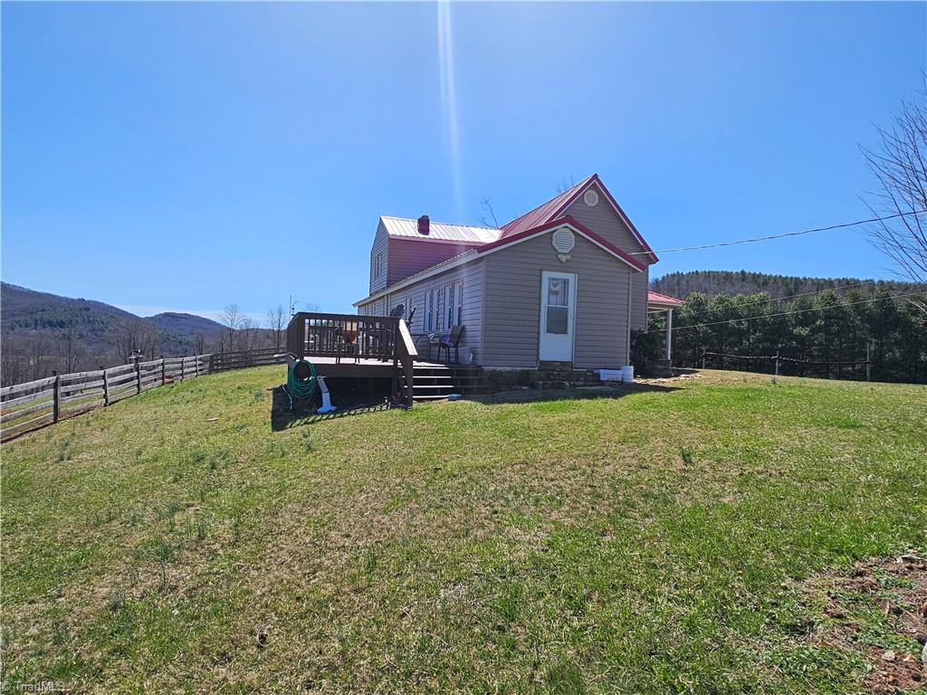 4793 Cheek Mountain Road Property Photo 8