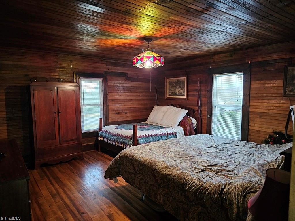 4793 Cheek Mountain Road Property Photo 15