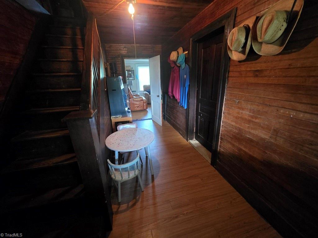 4793 Cheek Mountain Road Property Photo 17