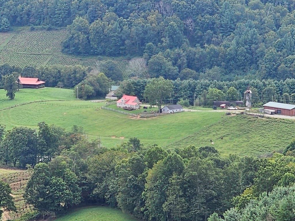 4793 Cheek Mountain Road Property Photo 29