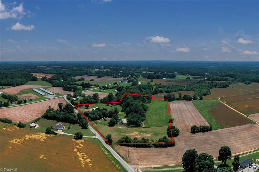 1841 Center Road