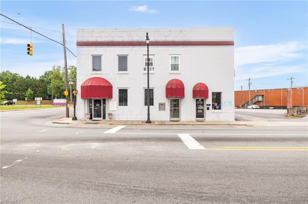 600 Washington Street Property Photo 1