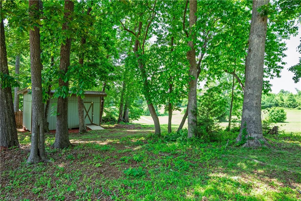 1625 Eagle Crest Drive Property Photo 13