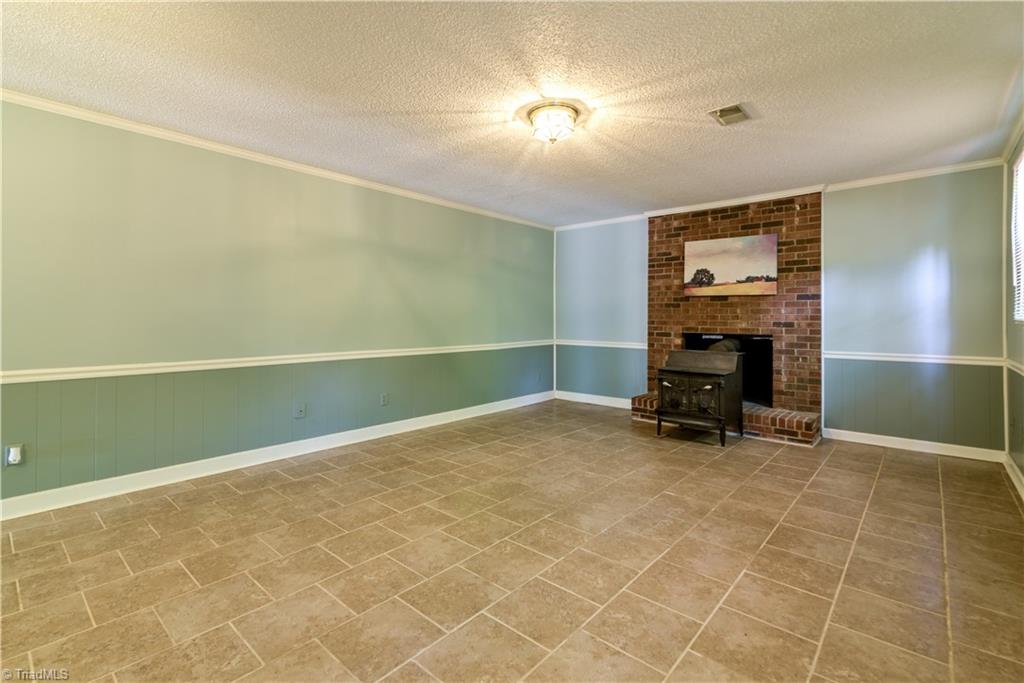 1625 Eagle Crest Drive Property Photo 29