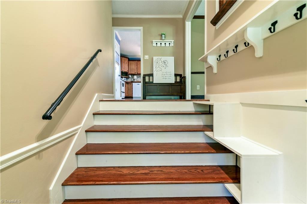 1625 Eagle Crest Drive Property Photo 33