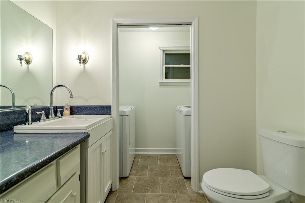 1625 Eagle Crest Drive Property Photo 34