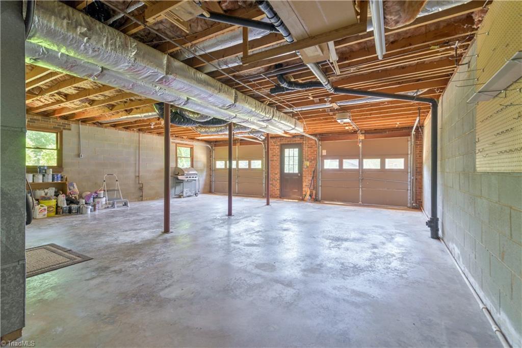 1625 Eagle Crest Drive Property Photo 38