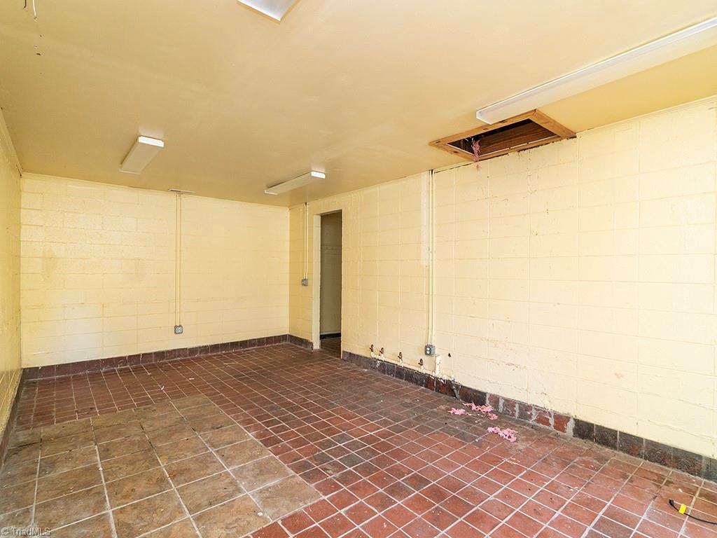1540 Maple Avenue Property Photo 11