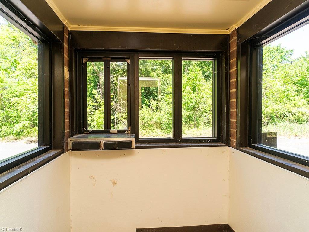 1540 Maple Avenue Property Photo 25