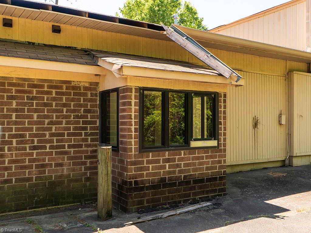 1540 Maple Avenue Property Photo 27
