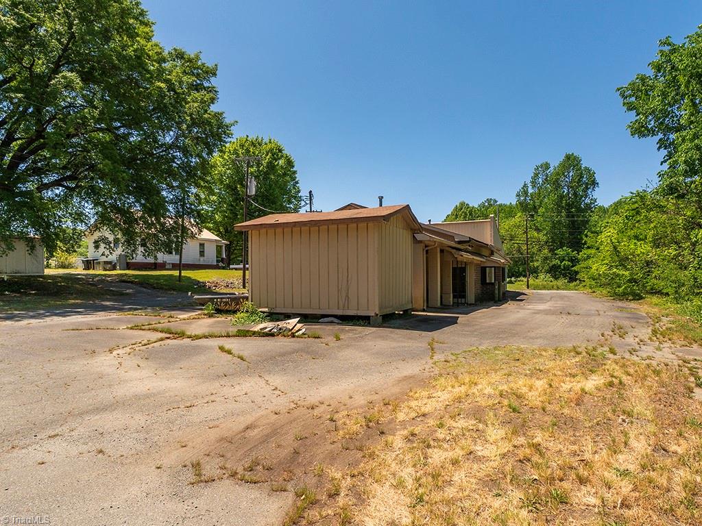 1540 Maple Avenue Property Photo 31