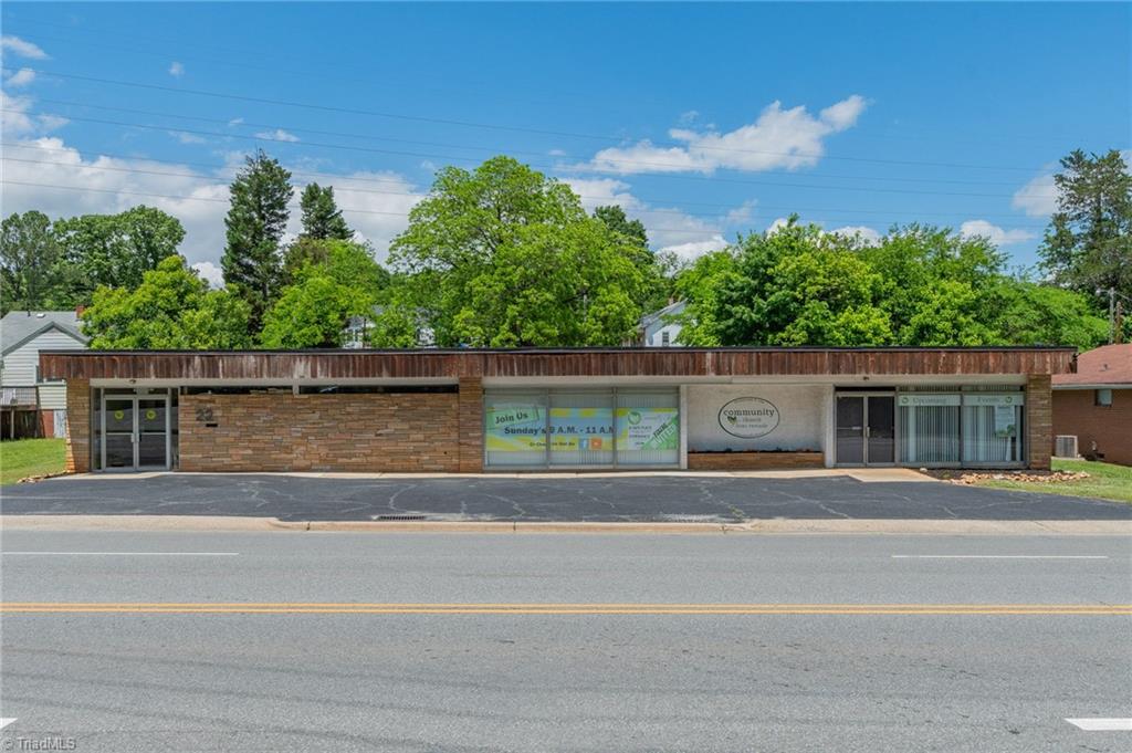 22 S Talbert Boulevard Property Photo 1