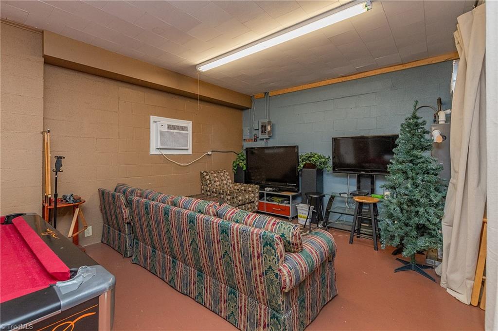 22 S Talbert Boulevard Property Photo 28