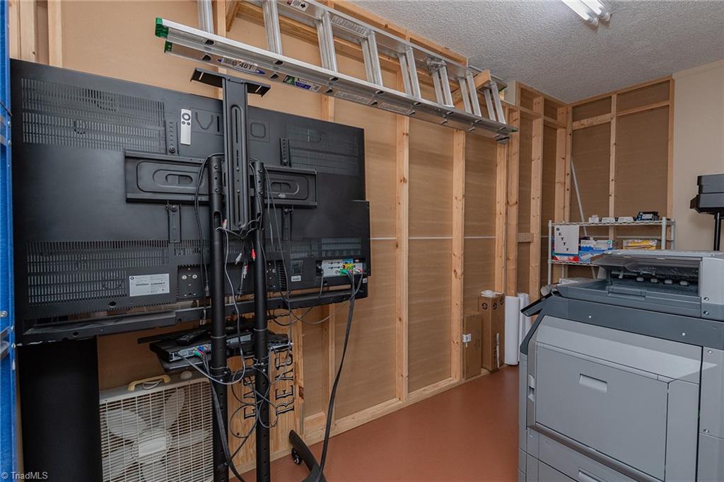 22 S Talbert Boulevard Property Photo 29