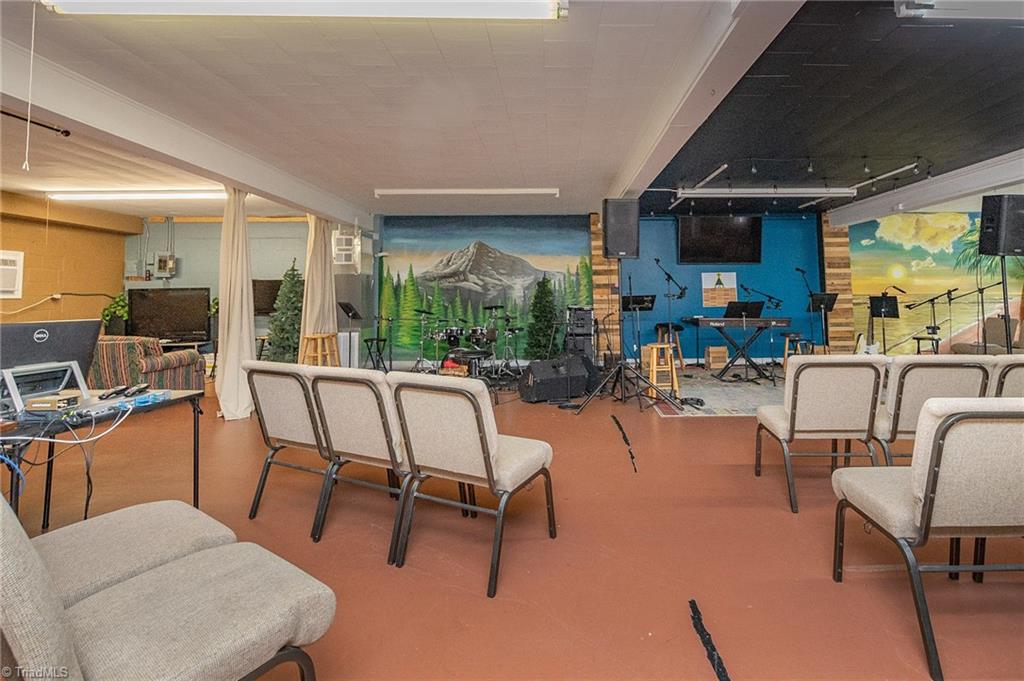 22 S Talbert Boulevard Property Photo 32