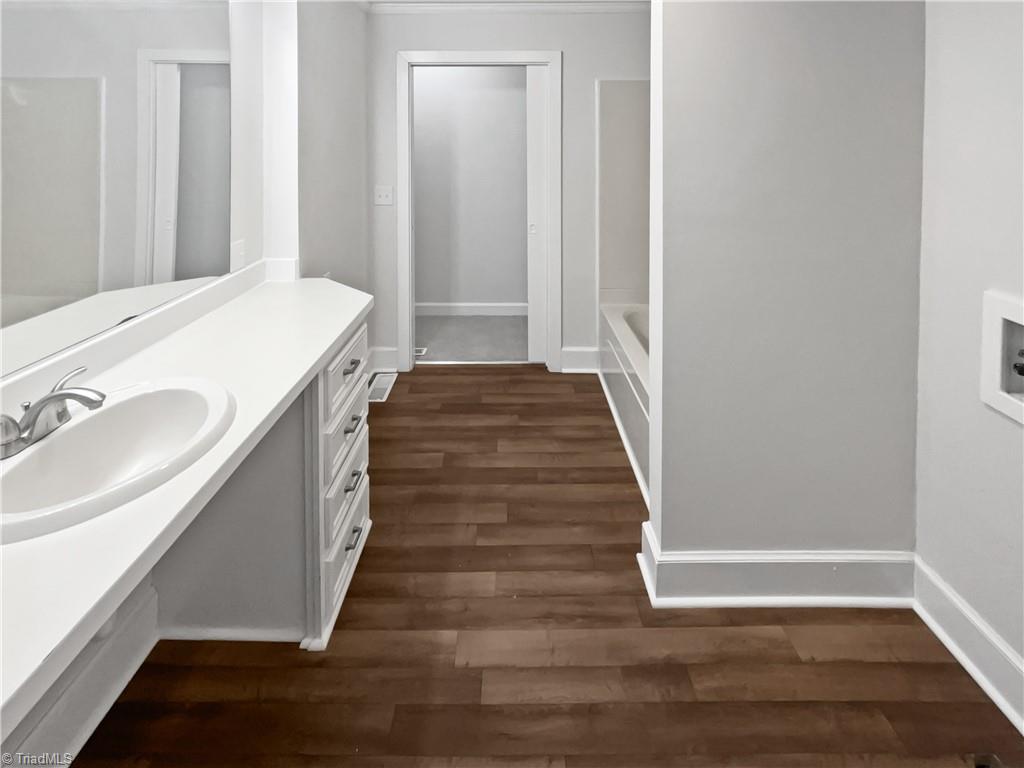 236 Wandering Lane Property Photo 16