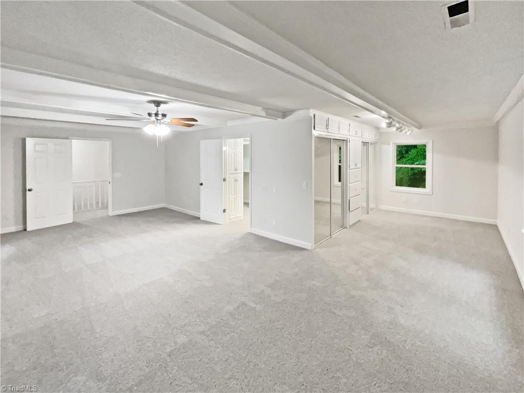 236 Wandering Lane Property Photo 25