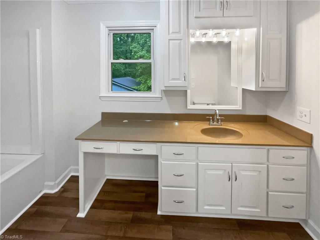 236 Wandering Lane Property Photo 28