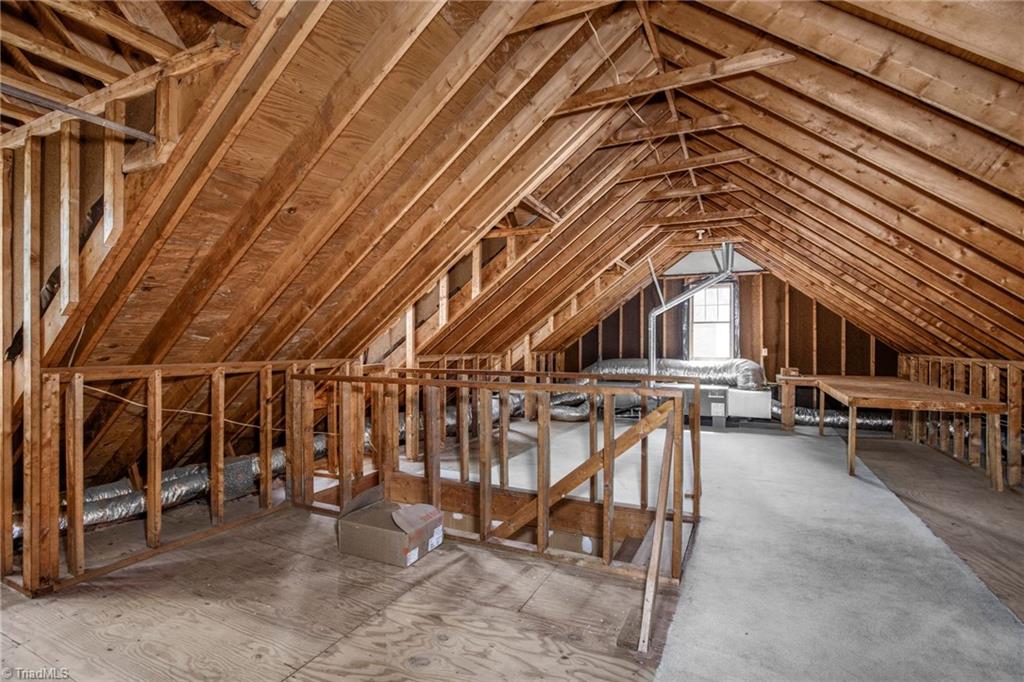 1113 Smokewood Drive Property Photo 32