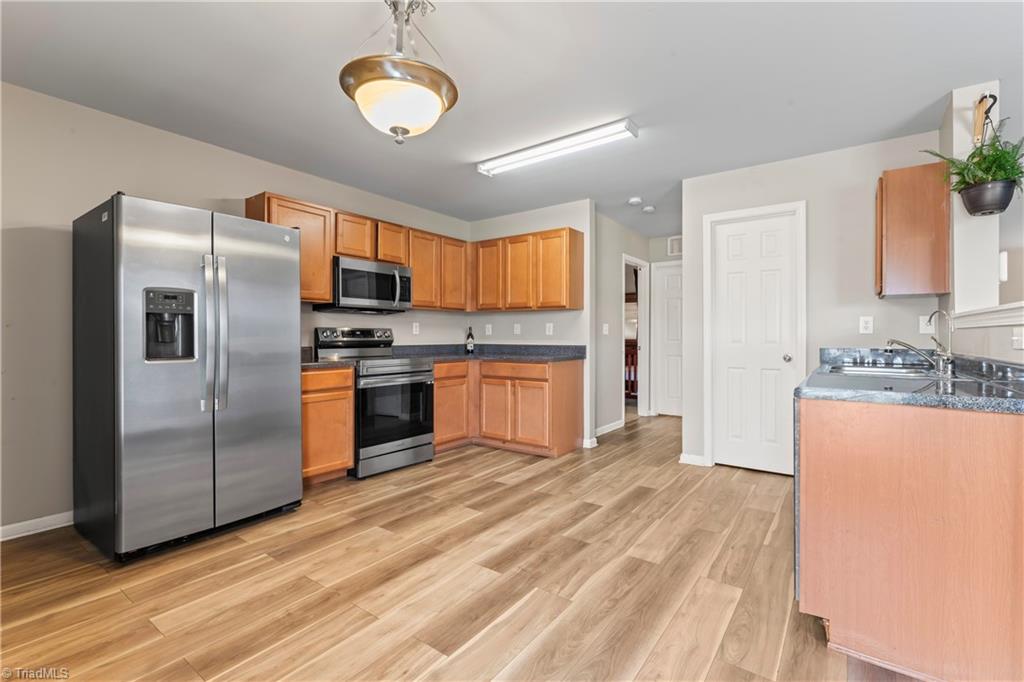 3996 Heather View Lane Property Photo 15