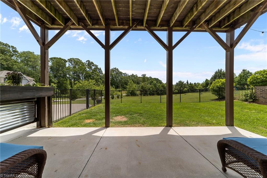 601 Rachel Smothers Drive Property Photo 40