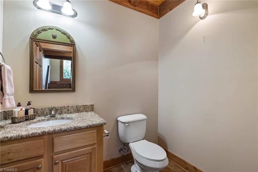 5626 Rocky Falls Lane Property Photo 26