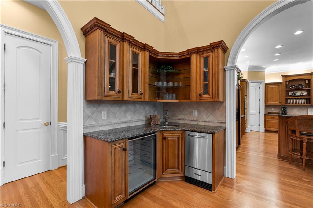 344 Lake Point Lane Property Photo 9